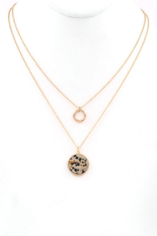 Stone Disc Pendant Necklace - Debs on 5th